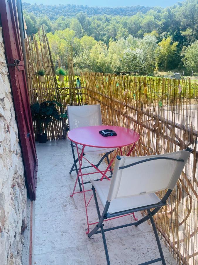 Appartement Au Calme Au Milieu Du Vignoble De ジゴンダス エクステリア 写真