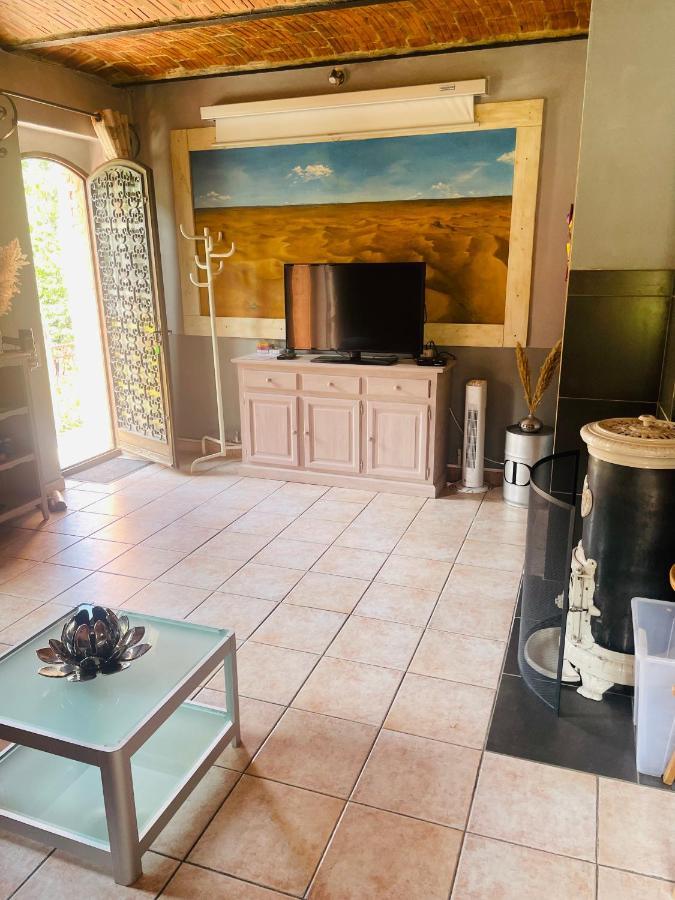 Appartement Au Calme Au Milieu Du Vignoble De ジゴンダス エクステリア 写真